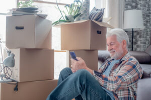 default-mortgages-Senior-Man-downsizing